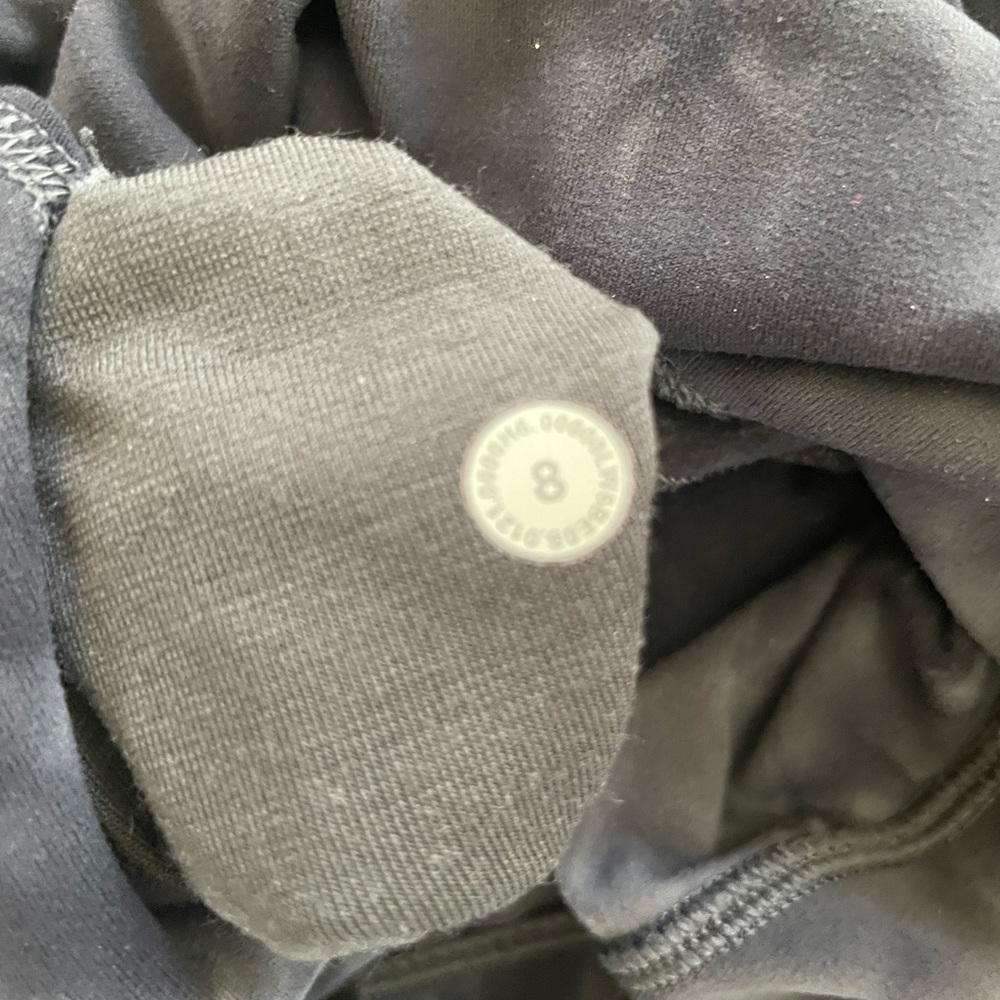 Lululemon Cropped aligned - Picture 4 of 9